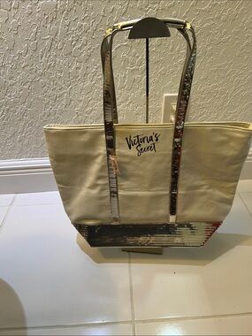 Victoria's Secret NWT  Cream Tote with Silver Sequin Accents